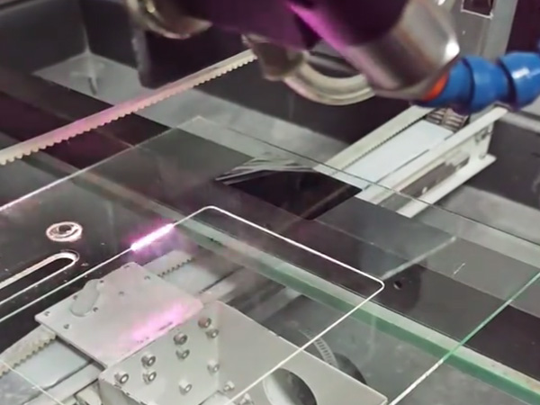 廚房面板玻璃激光鉆孔